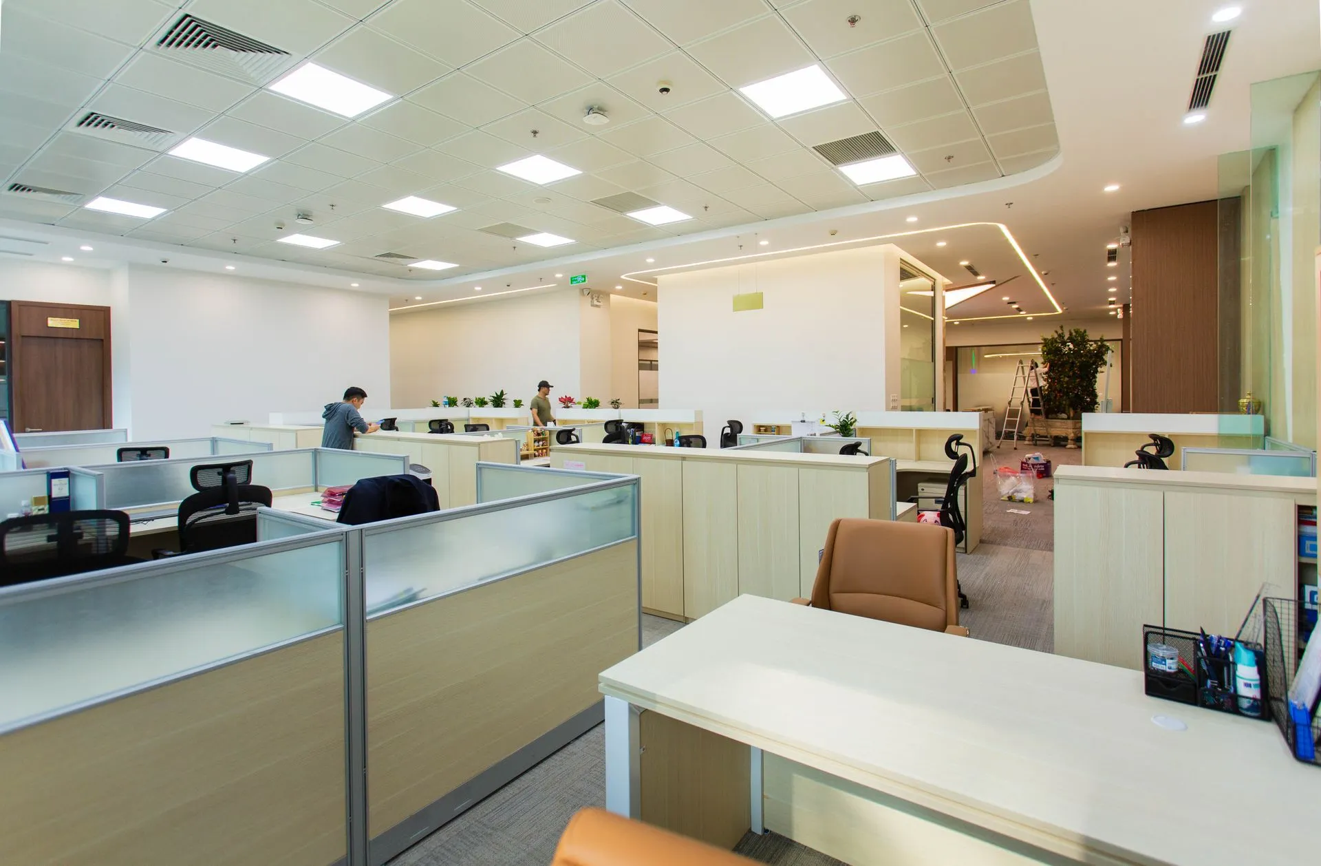 Bright, modern commercial office space kept spotless by professional cleaning